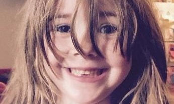 Liệt kê những điều con không nên làm nhưng thực chất bà mẹ Mỹ đang trao quyền cho con gái 5 tuổi 